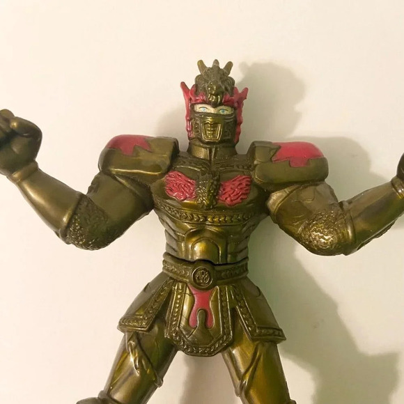 Vintage Rohan Mystic Night of Tir Na Nog 5 inch Bandai Action Figure Gold Knight - Picture 2 of 9